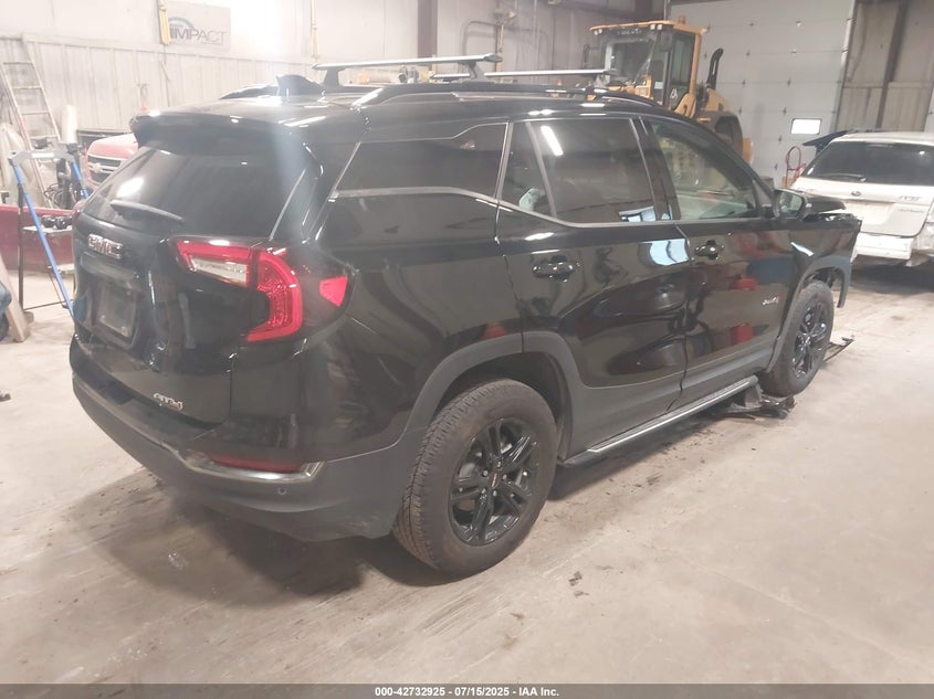 2024 GMC TERRAIN AWD AT4 - 3GKALYEG2RL391043