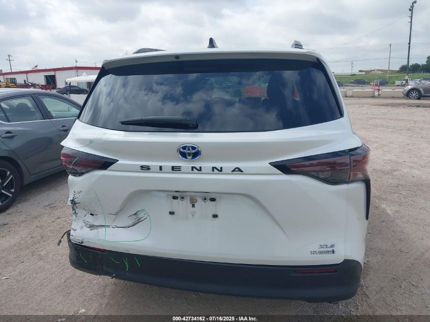 2024 Toyota Sienna - 5TDYRKEC9RS182086