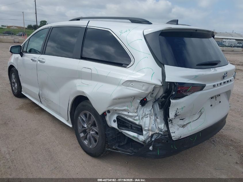 2024 Toyota Sienna - 5TDYRKEC9RS182086