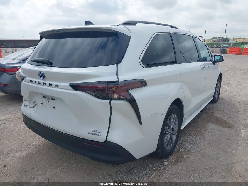 2024 Toyota Sienna - 5TDYRKEC9RS182086