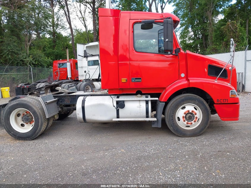 2007 Volvo Vn Vnm VIN: 4V4M19GH47N464523 Lot: 42734276