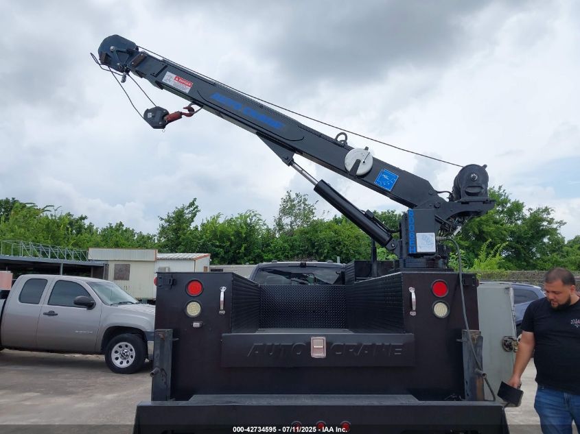 2022 Ford F550 - 1FD0W5HT4NEE75151