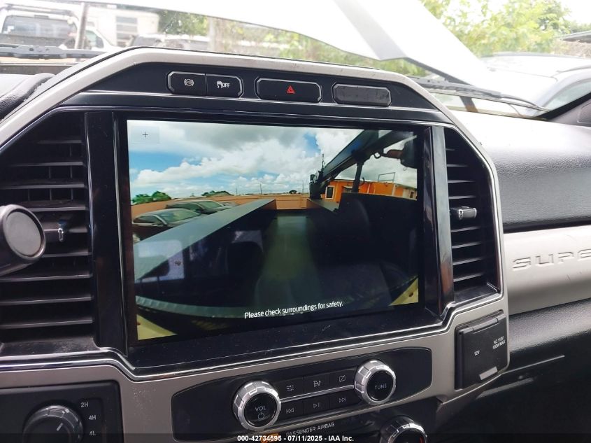 2022 Ford F550 - 1FD0W5HT4NEE75151