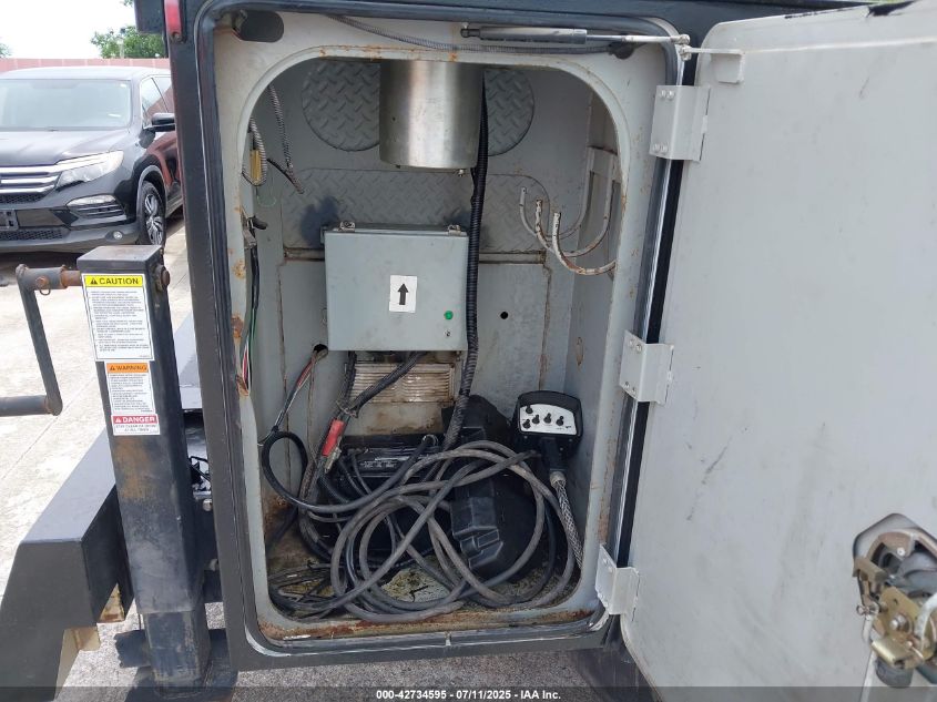 2022 Ford F550 - 1FD0W5HT4NEE75151