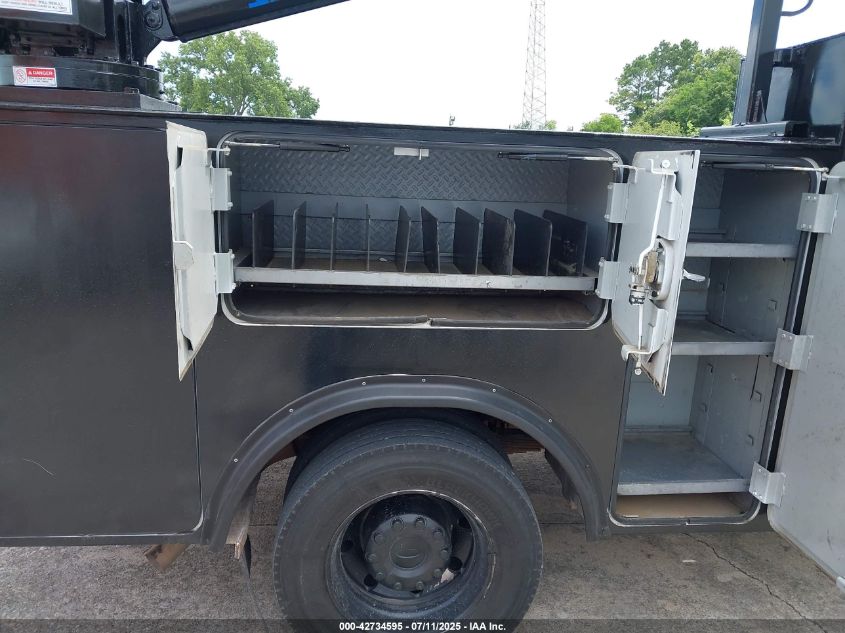 2022 Ford F550 - 1FD0W5HT4NEE75151