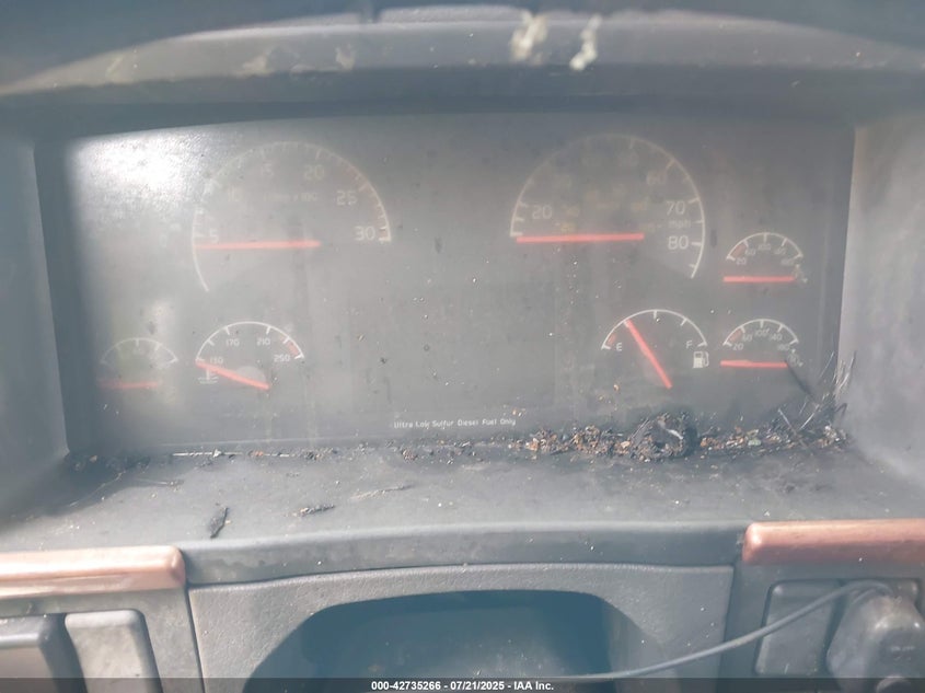 2009 Volvo Vn Vnl VIN: 4V4NC9EJ49N261798 Lot: 42735266