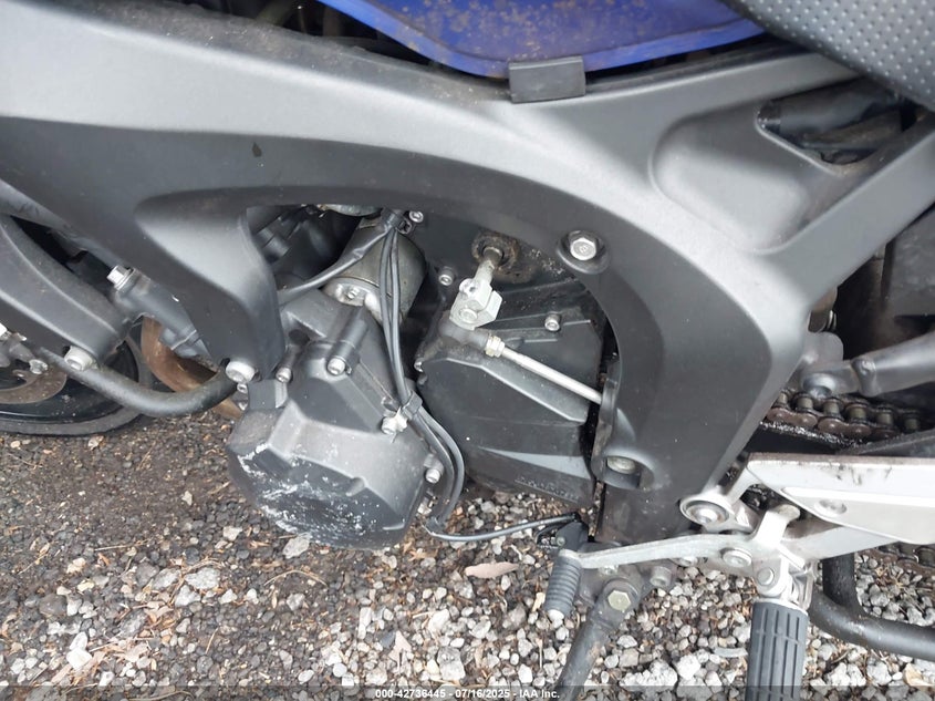 2006 Yamaha Fz6 S VIN: JYARJ08E16A006148 Lot: 42736445