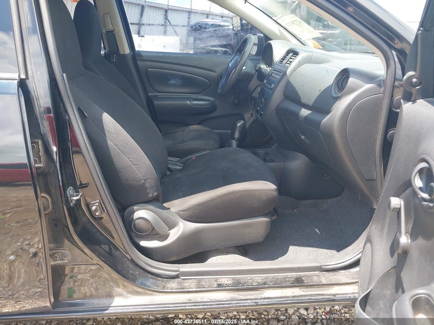 2015 NISSAN VERSA 1.6 S - 3N1CN7AP4FL816498