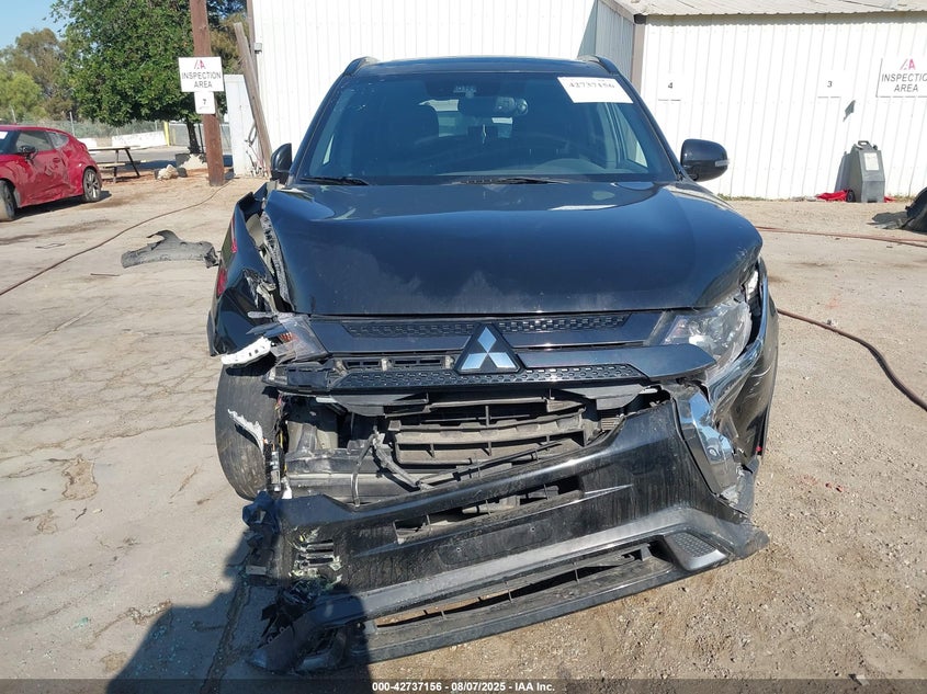 2020 Mitsubishi Outlander Le 2.4 S-Awc VIN: JA4AZ3A36LZ040646 Lot: 42737156