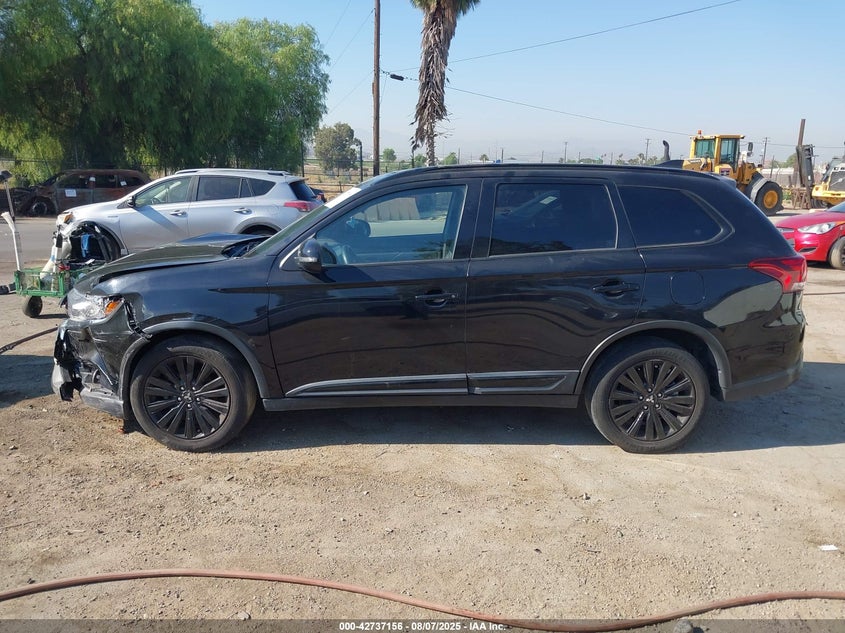2020 Mitsubishi Outlander Le 2.4 S-Awc VIN: JA4AZ3A36LZ040646 Lot: 42737156