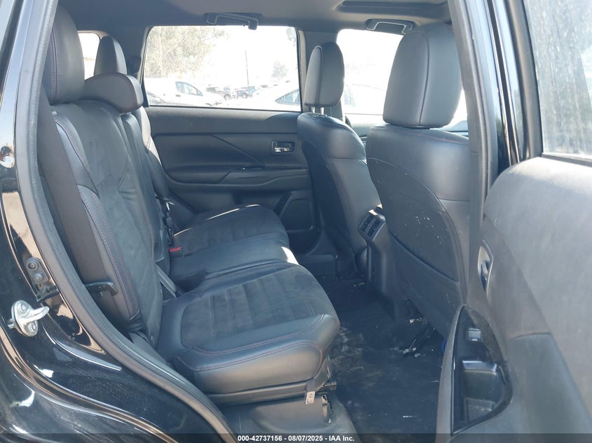 2020 Mitsubishi Outlander Le 2.4 S-Awc VIN: JA4AZ3A36LZ040646 Lot: 42737156