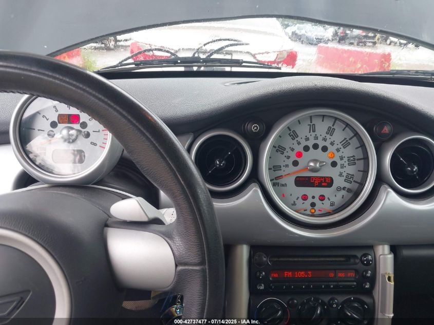 2008 Mini Cooper VIN: WMWRF33578TG18618 Lot: 42737477