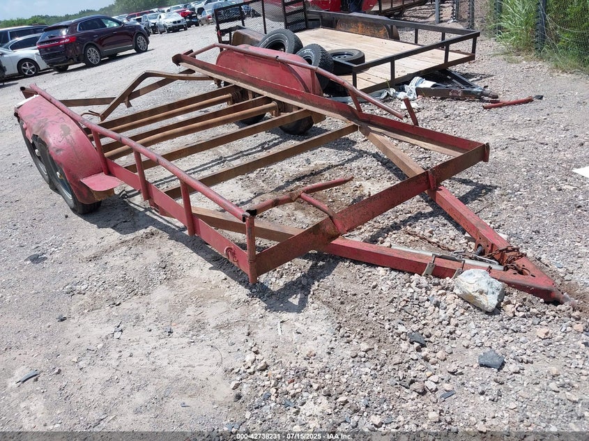 1995 TRAILER 16-FOOT TRAILER