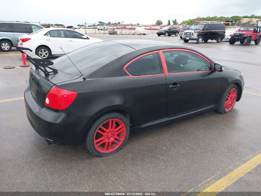 2007 SCION TC VIN: JTKDE177X70182062
