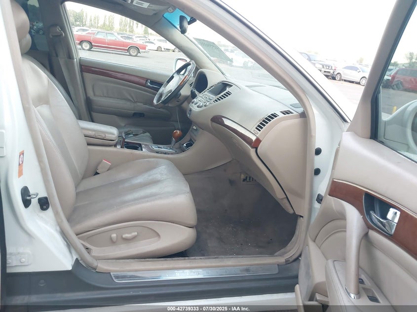 2002 Infiniti Q45 Luxury VIN: JNKBF01A92M002001 Lot: 42739333