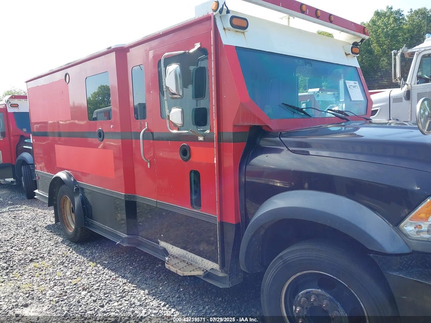 3C7WRMAL7EG148510 2014 RAM 5500 photo no. 13