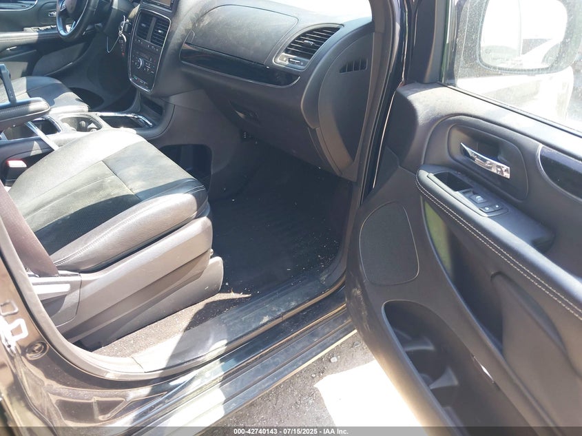 2016 DODGE GRAND CARAVAN SXT - 2C4RDGCG8GR219527