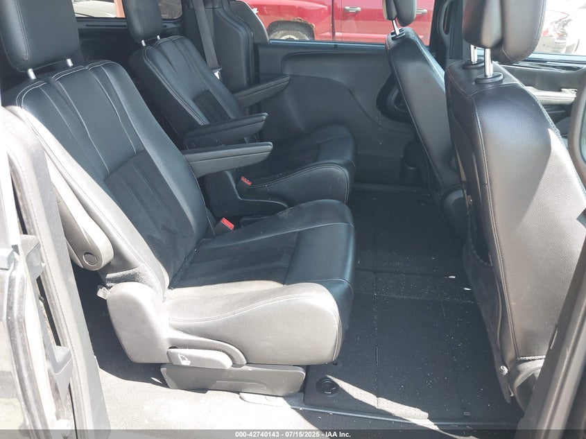 2016 DODGE GRAND CARAVAN SXT - 2C4RDGCG8GR219527