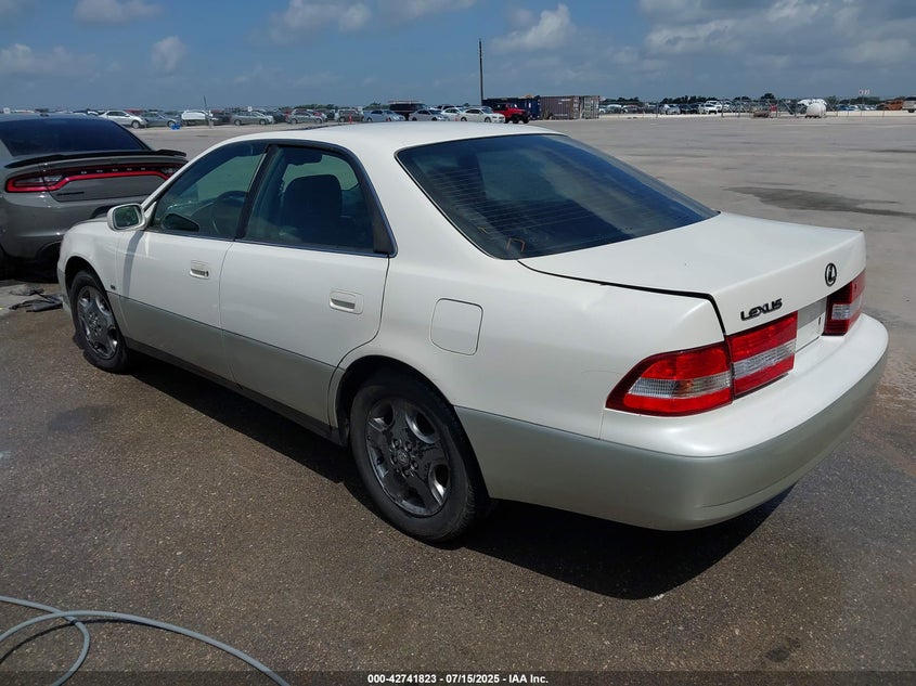 JT8BF28G910312385 2001 LEXUS ES photo no. 3
