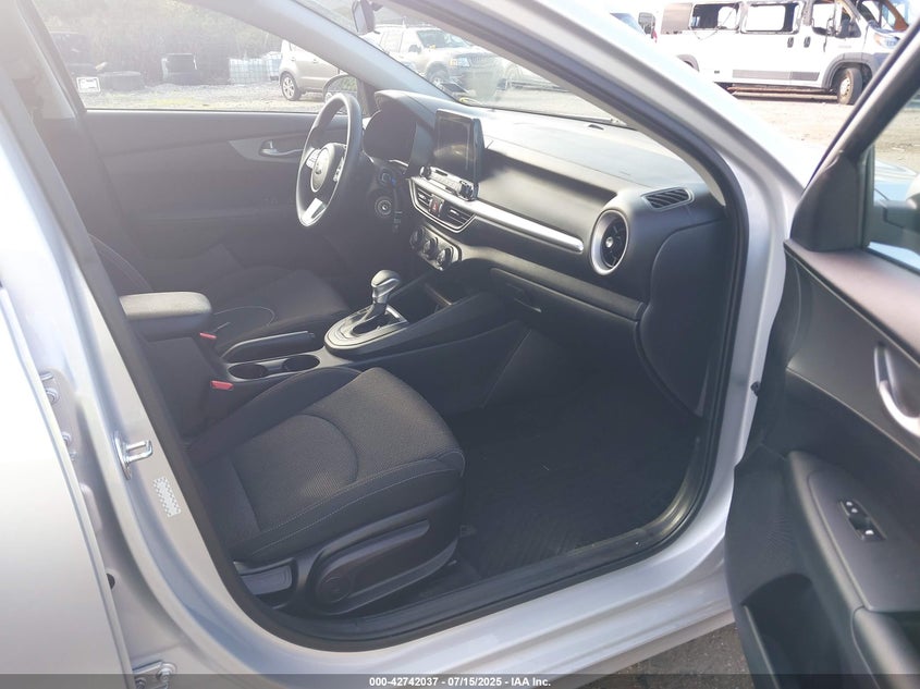 2020 KIA FORTE LXS - 3KPF24AD5LE186319