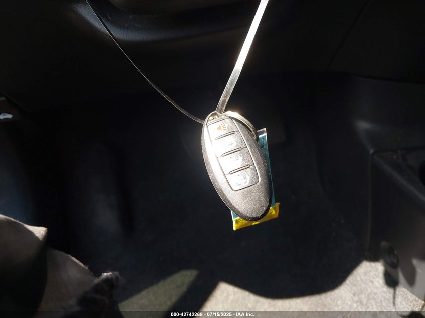 2019 NISSAN VERSA S/S PLUS/SV - 3N1CN7AP3KL869414