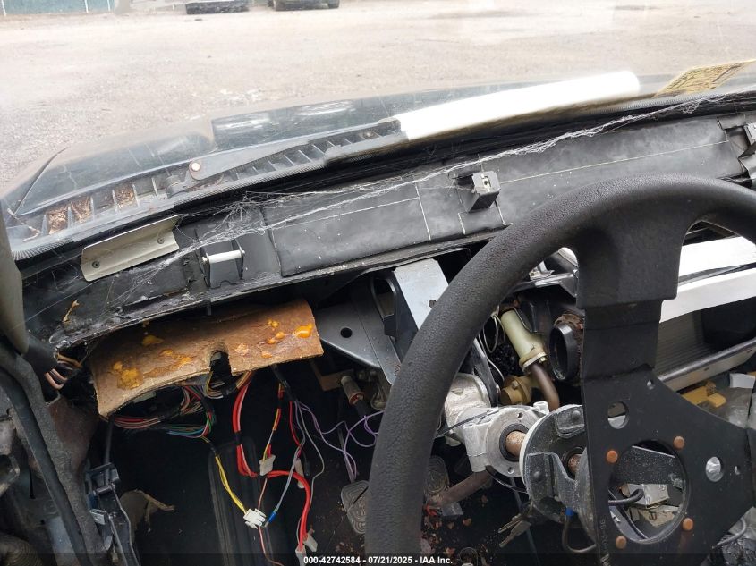 1987 Alfa Romeo Milano Silver VIN: ZARDA1146H1075741 Lot: 42742584