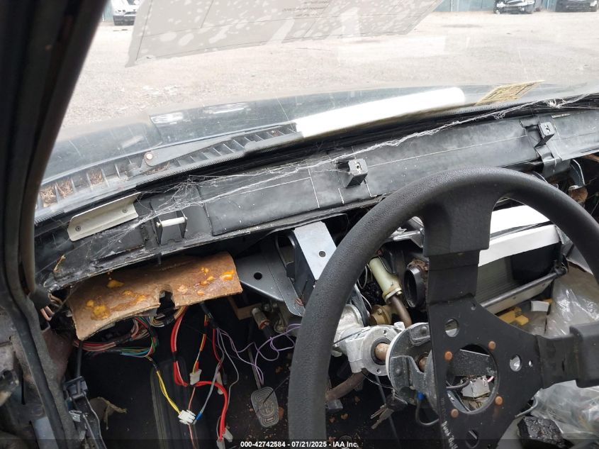 1987 Alfa Romeo Milano Silver VIN: ZARDA1146H1075741 Lot: 42742584