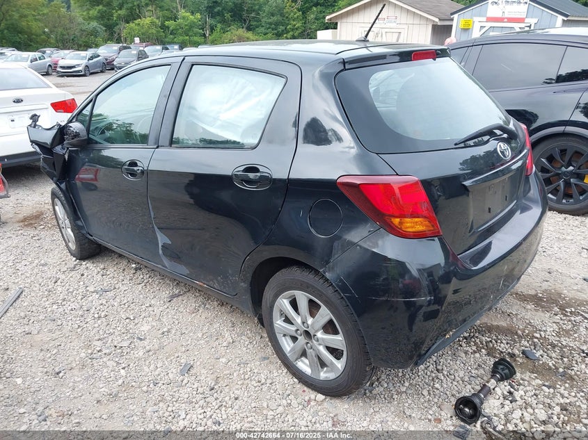 VIN VNKKTUD38HA071360 2017 TOYOTA YARIS LE