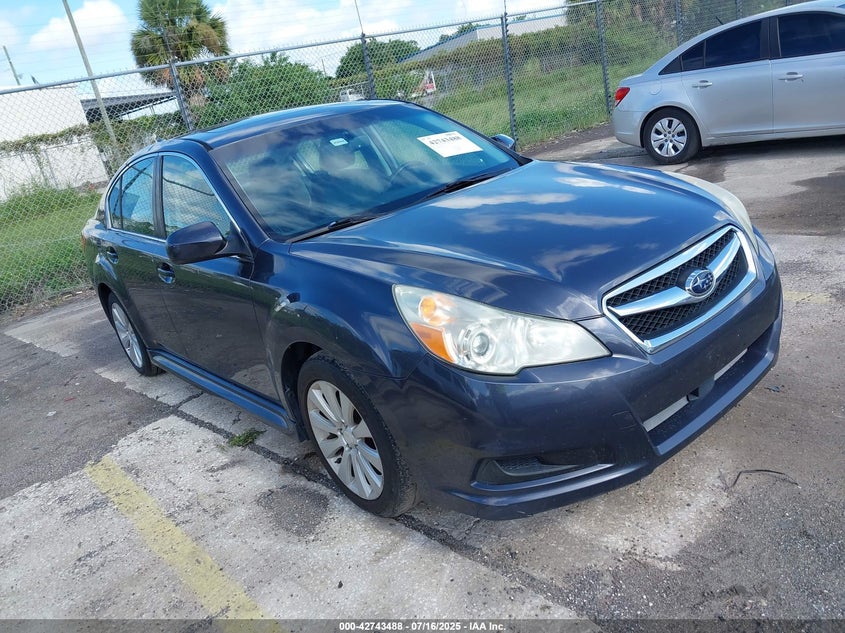 4S3BMBK69A3219890 2010 Subaru Legacy 2.5I Limited auction photo 1