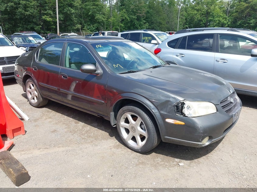 JN1CA31D9YT511605 2000 Nissan Maxima Gle/Gxe/Se auction photo 1