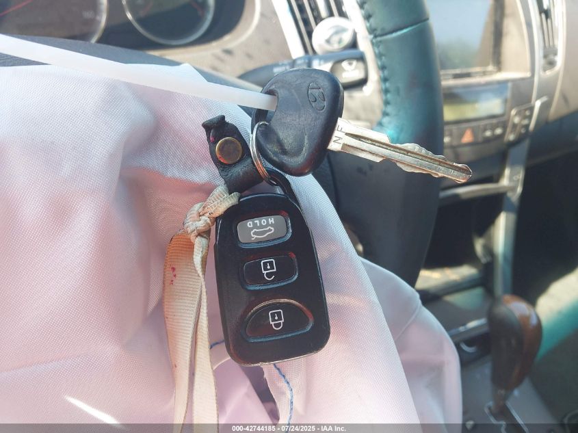 2009 Hyundai Sonata Limited V6 VIN: 5NPEU46F09H526836 Lot: 42744185