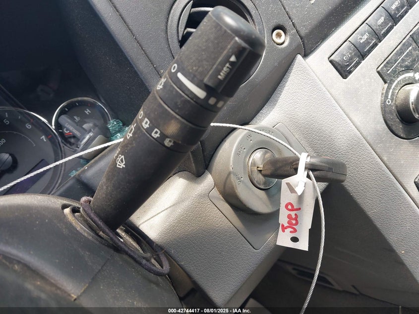 2007 Jeep Commander Sport VIN: 1J8HG48K97C611304 Lot: 42744417