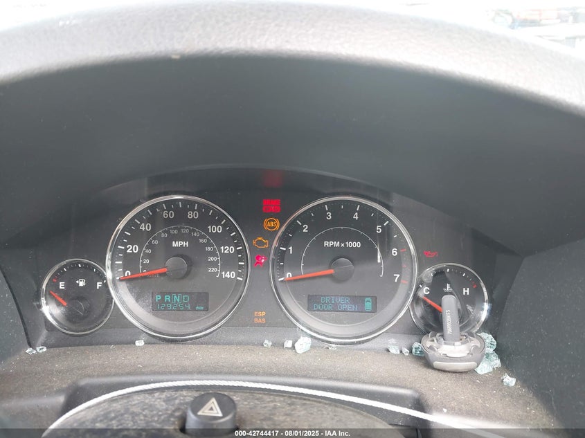 2007 Jeep Commander Sport VIN: 1J8HG48K97C611304 Lot: 42744417