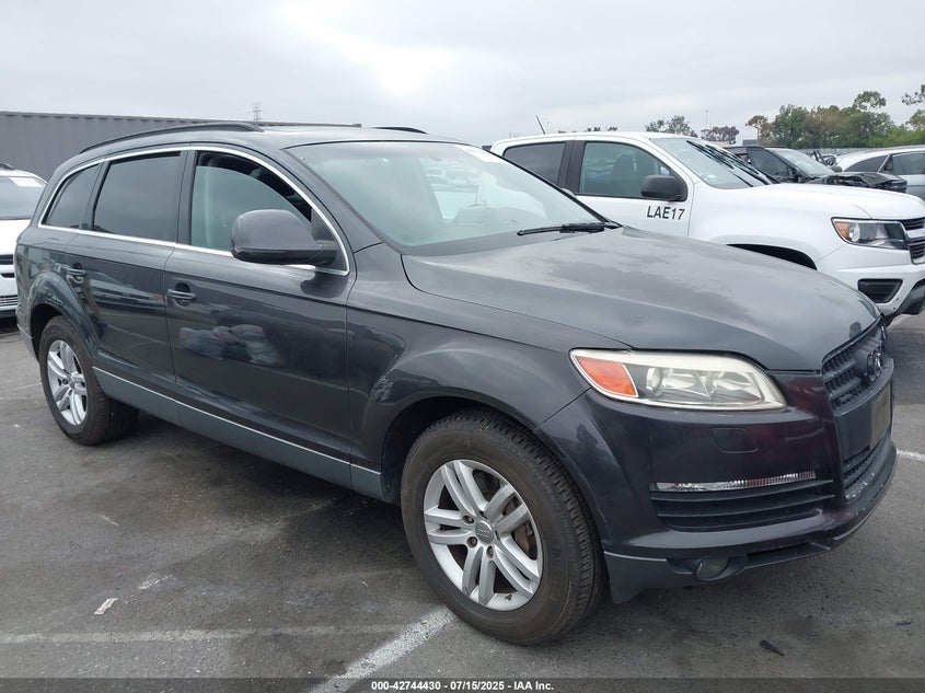 WA1AV74LX7D041803 2007 Audi Q7 4.2 Quattro auction photo 1