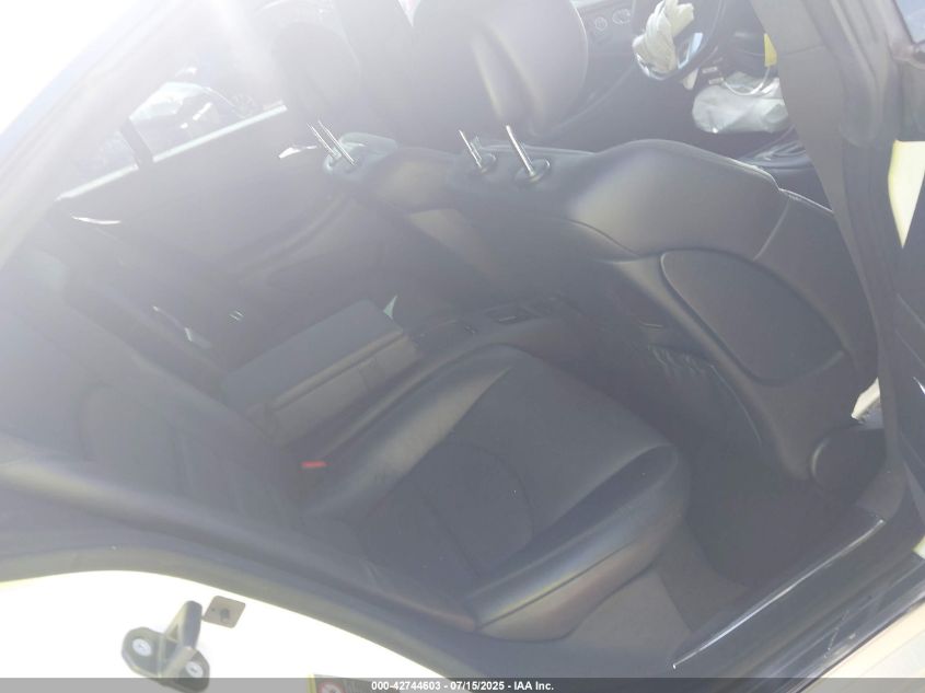 2009 Mercedes-Benz Cls 63 Amg VIN: WDDDJ77X99A154469 Lot: 42744603