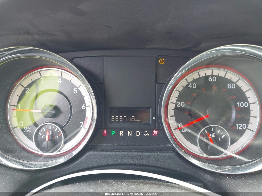 2017 DODGE GRAND CARAVAN SXT - 2C4RDGCG7HR726159