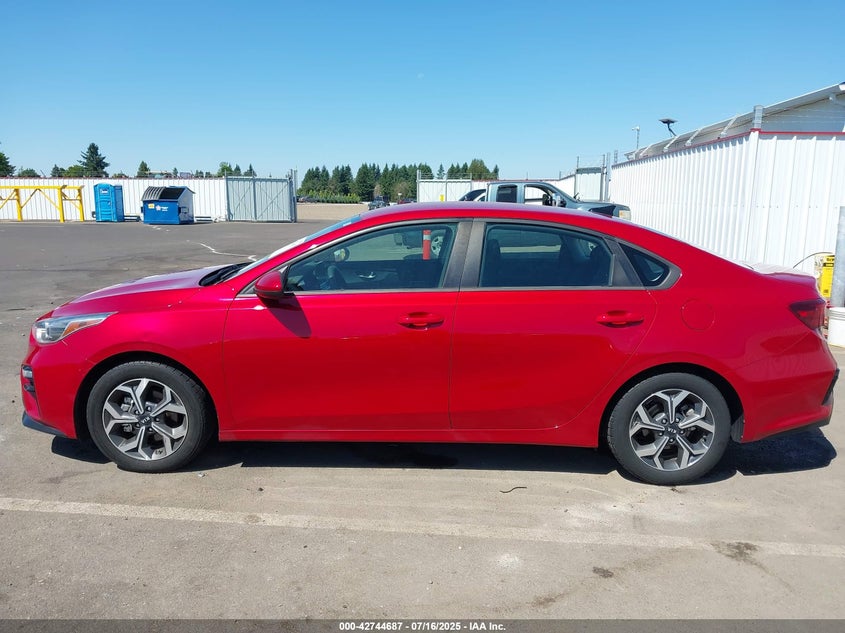 2019 KIA FORTE LXS - 3KPF24AD0KE126379