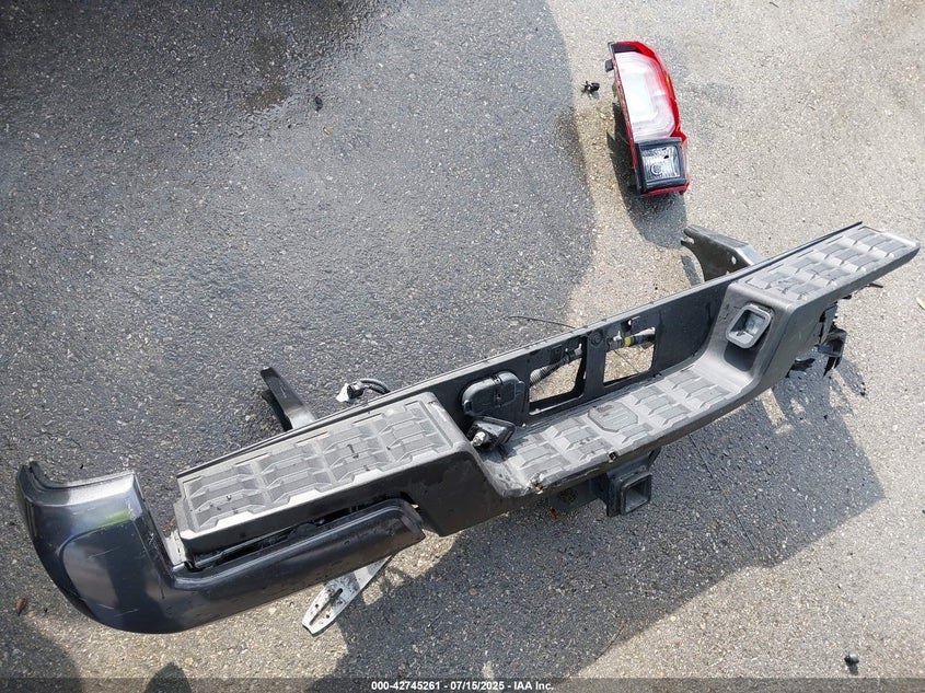 2021 TOYOTA TACOMA SR5 V6 - 5TFCZ5AN8MX266504