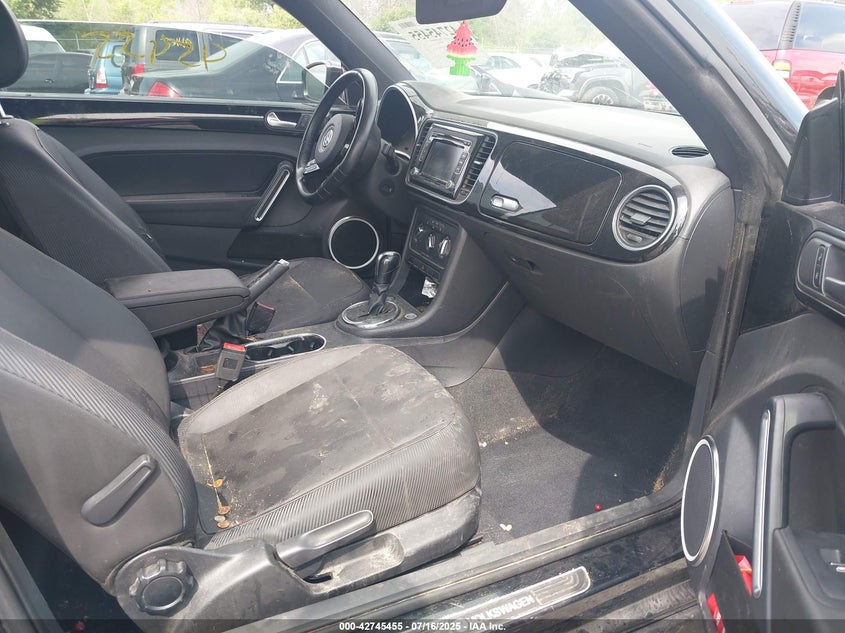 2013 VOLKSWAGEN BEETLE 2.5L - 3VW5P7AT9DM820046