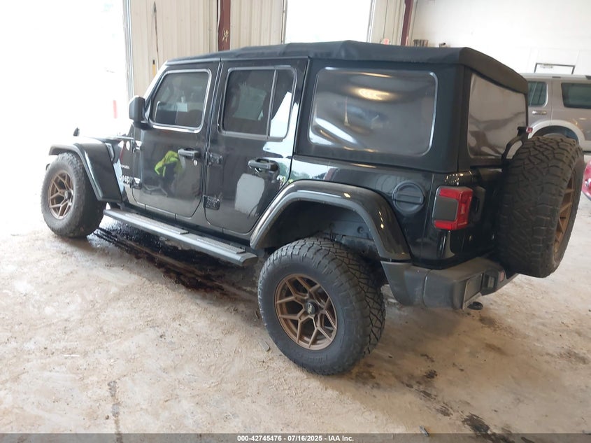 2018 JEEP WRANGLER UNLIMITED SAHARA 4X4 - 1C4HJXEN9JW283252