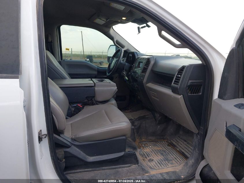 2022 Ford F-350 Chassis Xl VIN: 1FD8W3H64NEC91524 Lot: 42745954