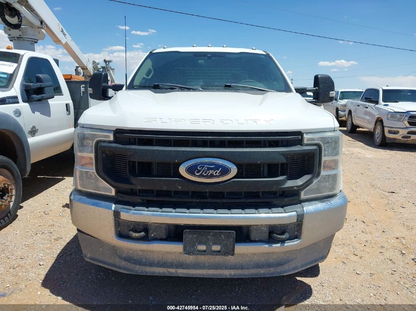 2022 Ford F-350 Chassis Xl VIN: 1FD8W3H64NEC91524 Lot: 42745954