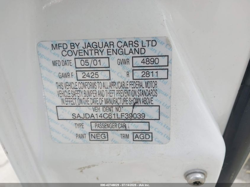 2001 Jaguar Xj8 VIN: SAJDA14C61LF39039 Lot: 42746029