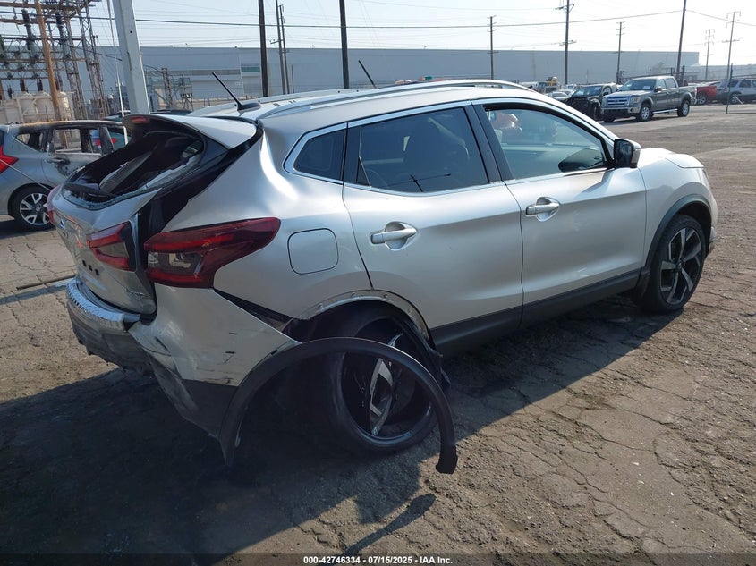 JN1BJ1CW0NW495223 2022 NISSAN ROGUE photo no. 4