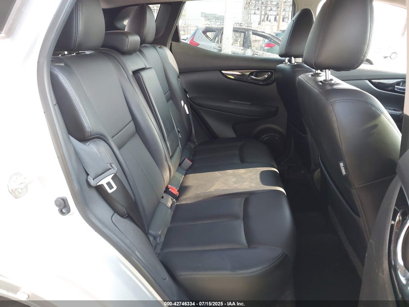 JN1BJ1CW0NW495223 2022 NISSAN ROGUE photo no. 8