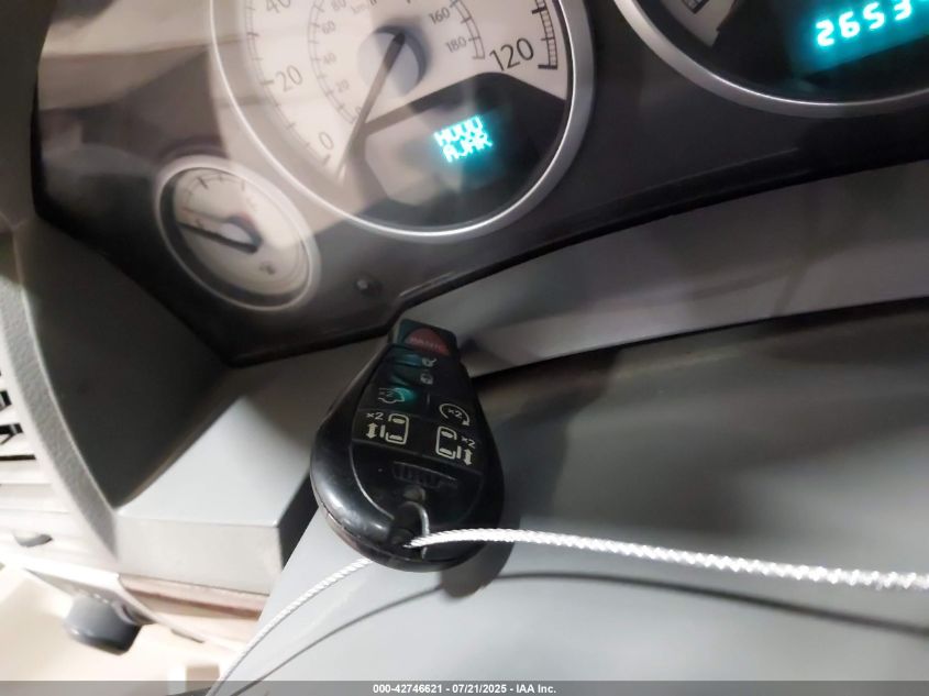 2010 Chrysler Town & Country Touring VIN: 2A4RR5DX1AR241794 Lot: 42746621