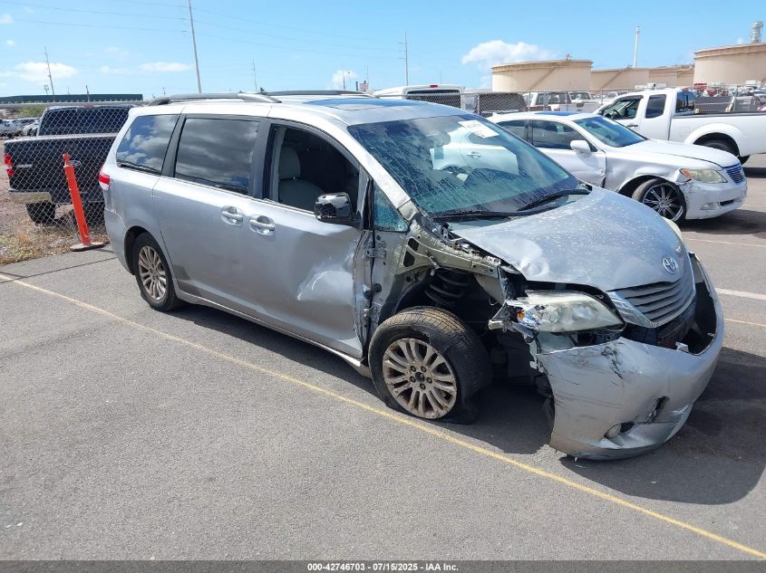 TOYOTA SIENNA XLE V6 7 PASSENGER AUTO ACCESS SEAT/XLE V6 8 PASSENGER
