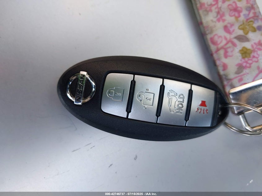 2016 NISSAN ROGUE SV - KNMAT2MT7GP612483