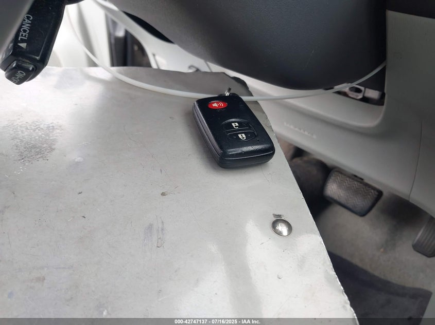 2010 TOYOTA PRIUS VIN: JTDKN3DU2A1015068