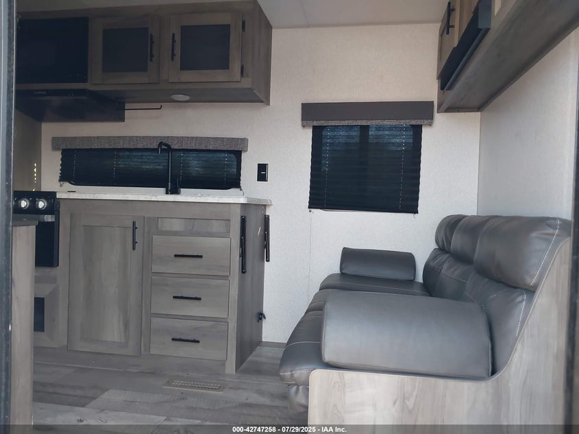 2021 KZ SPORTSMAN SE (VIN: 4EZTU2322M5030716